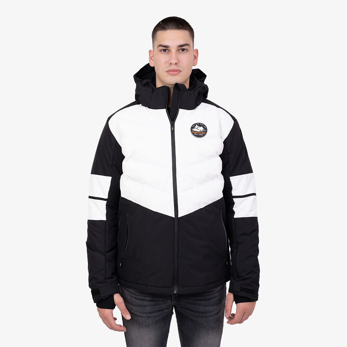 <center><b><br>ЈАКНИ</center></b></br>