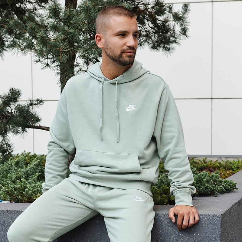 <center><b><br>Nike</center></b></br>