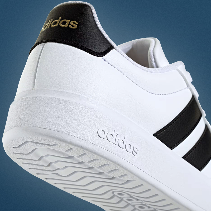 <center><b><br>adidas</center></b></br>