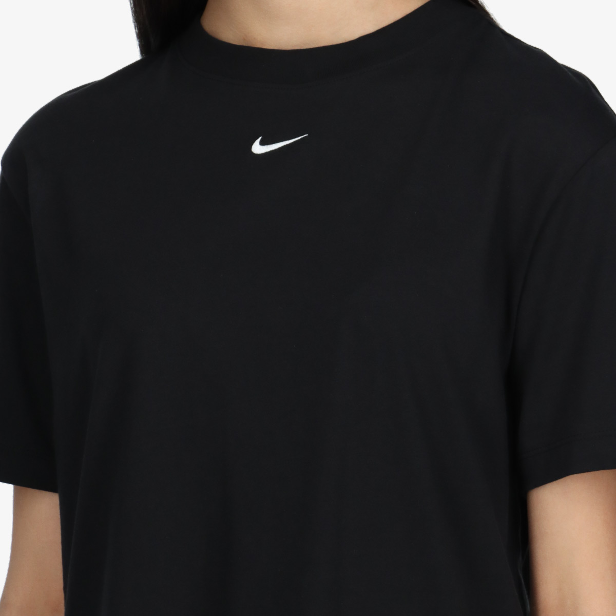 Nike Sportswear Essential