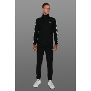 Динамична adidas комбинација