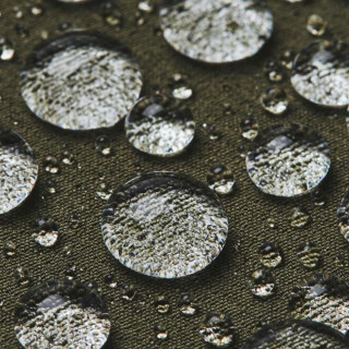 Under Armour UA VIBE STORMSHELL HOOD 