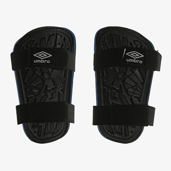Umbro NEO SHIELD GUARD W/CALF STRAPS 