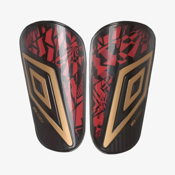 Umbro NEO SHIELD GUARD W/CALF STRAPS 
