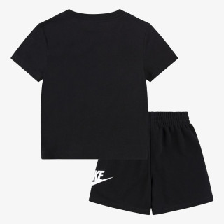 Nike NKN CLUB TEE & SHORT SET 