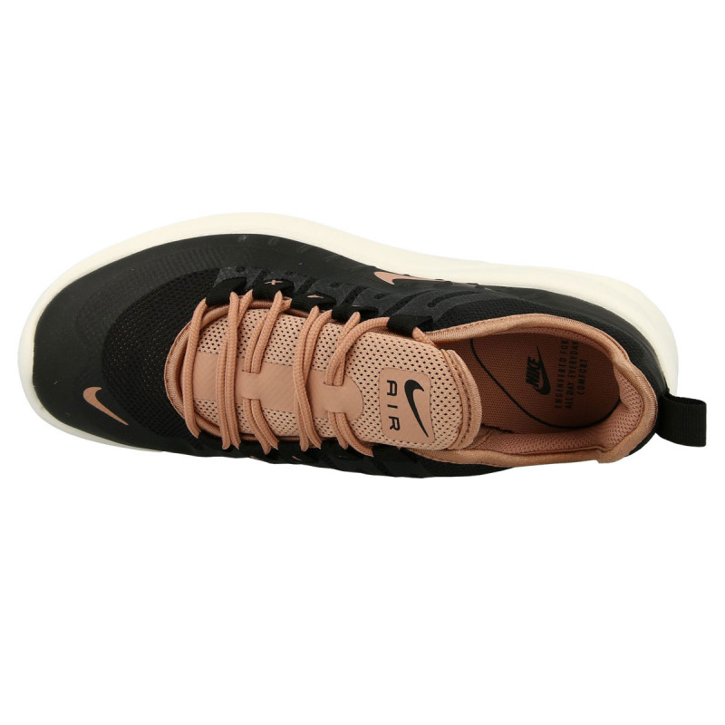 nike wmns axis