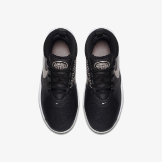 Nike TEAM HUSTLE D9 