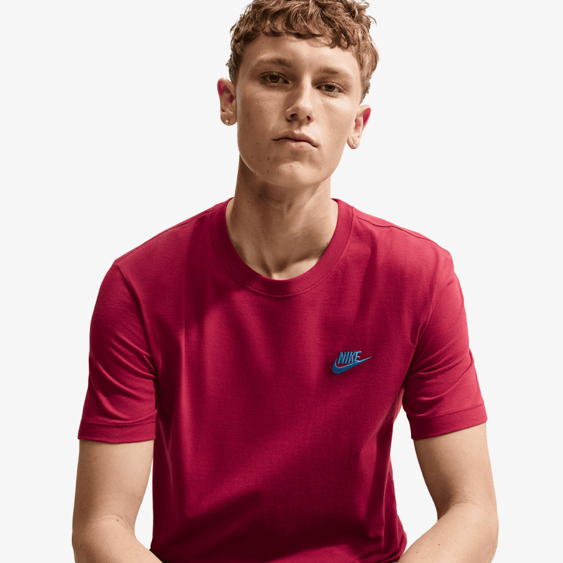 Nike Sportswear Club 