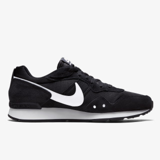 Nike NIKE VENTURE RUNNER 