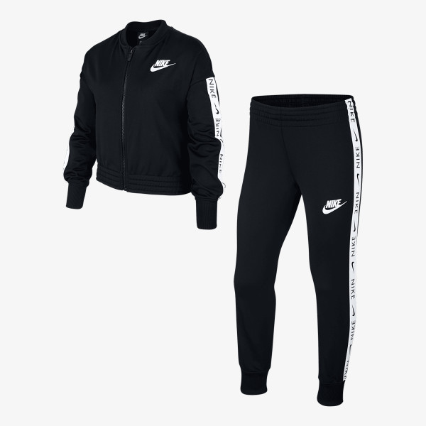 Nike Sportswear 