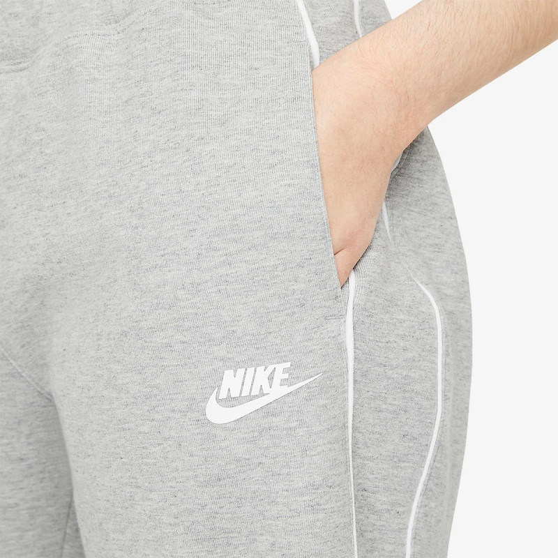 nike sportswear women's joggers