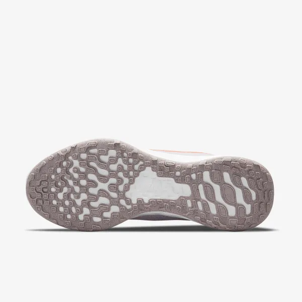 NIKE Revolution 6 Next Nature 