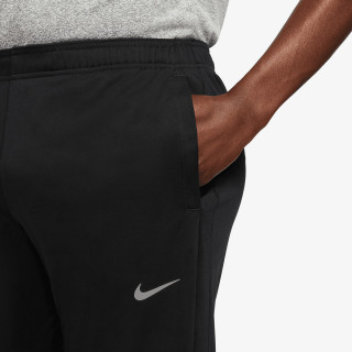 Nike Challenger 