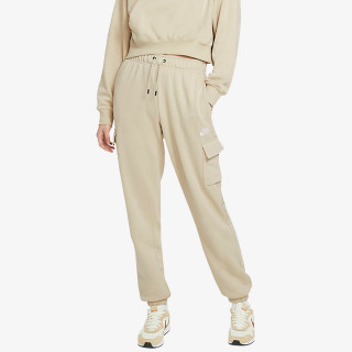 Nike Sportswear Essentials 