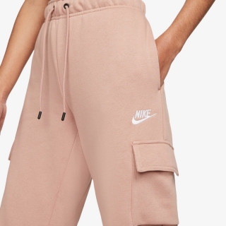 Nike Sportswear Essentials 