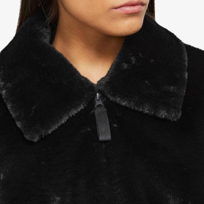 Nike Sportswear Plush 