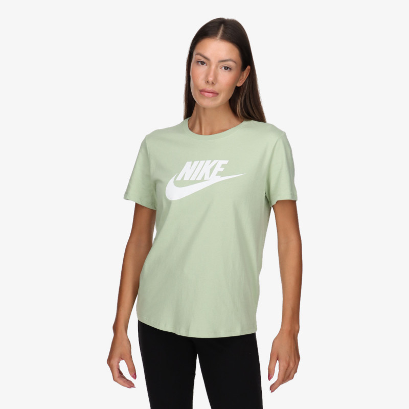 Nike Sportswear Essentials 