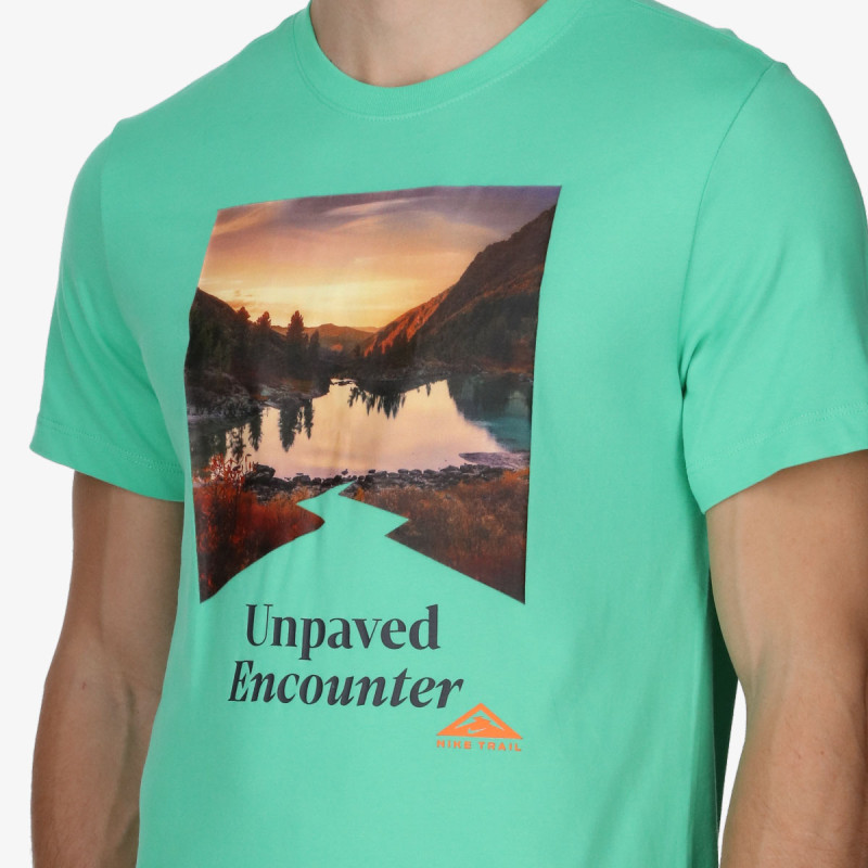 Nike M NK DF TEE TRAIL PRINT 