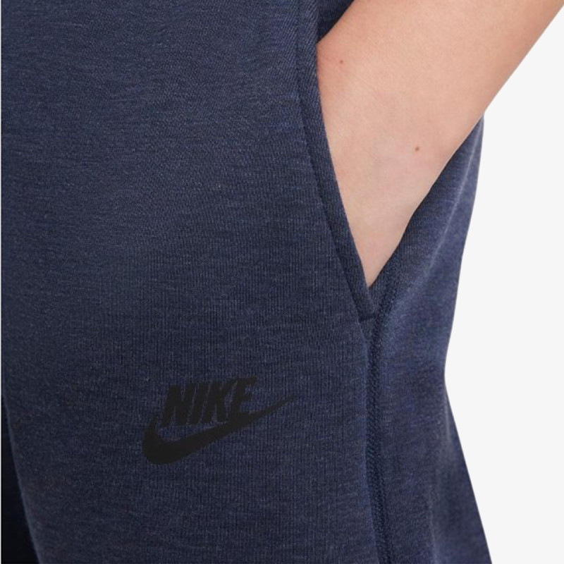Nike Tech Fleece 