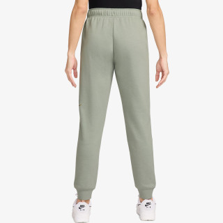 Nike Sportswear Club 