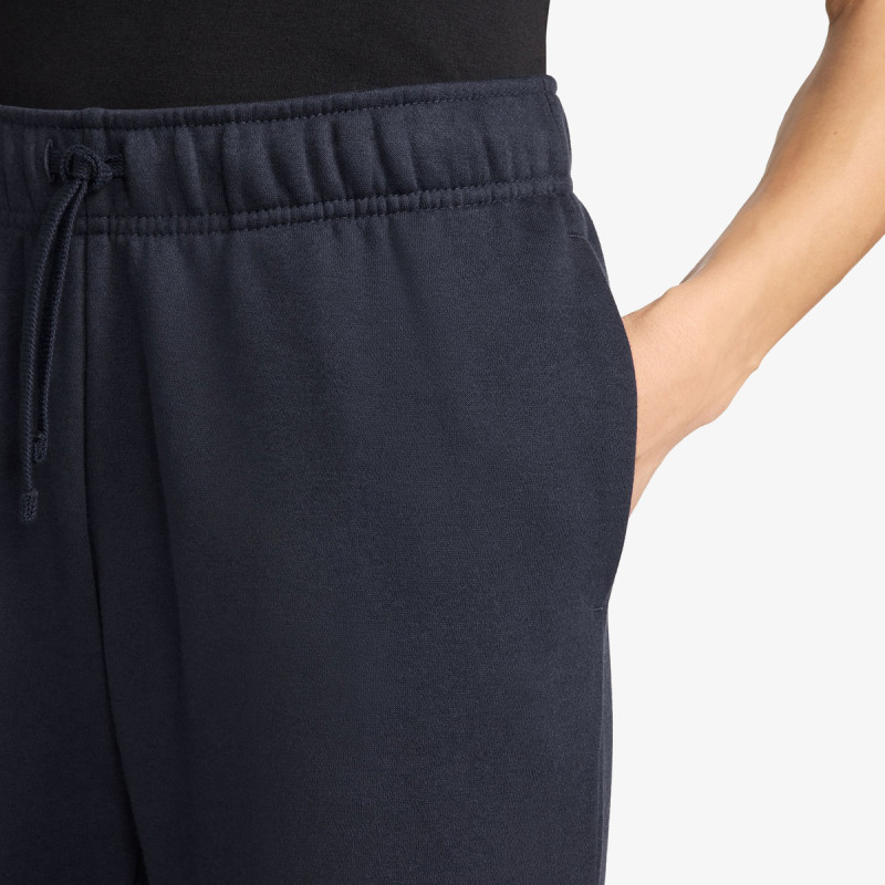 Nike Sportswear Club 