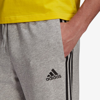 adidas ESSENTIALS 