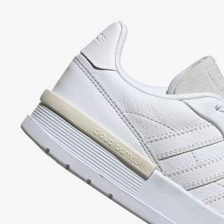 adidas CLUBCOURT 