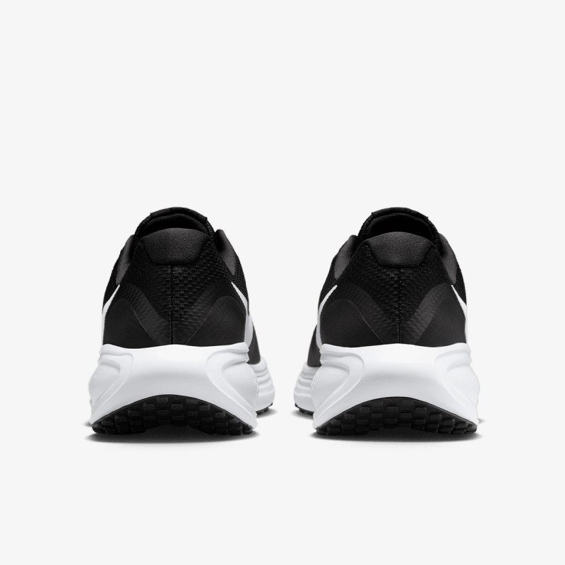 Nike NIKE REVOLUTION 8 