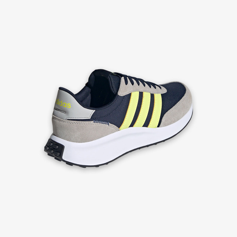 adidas RUN 70s 