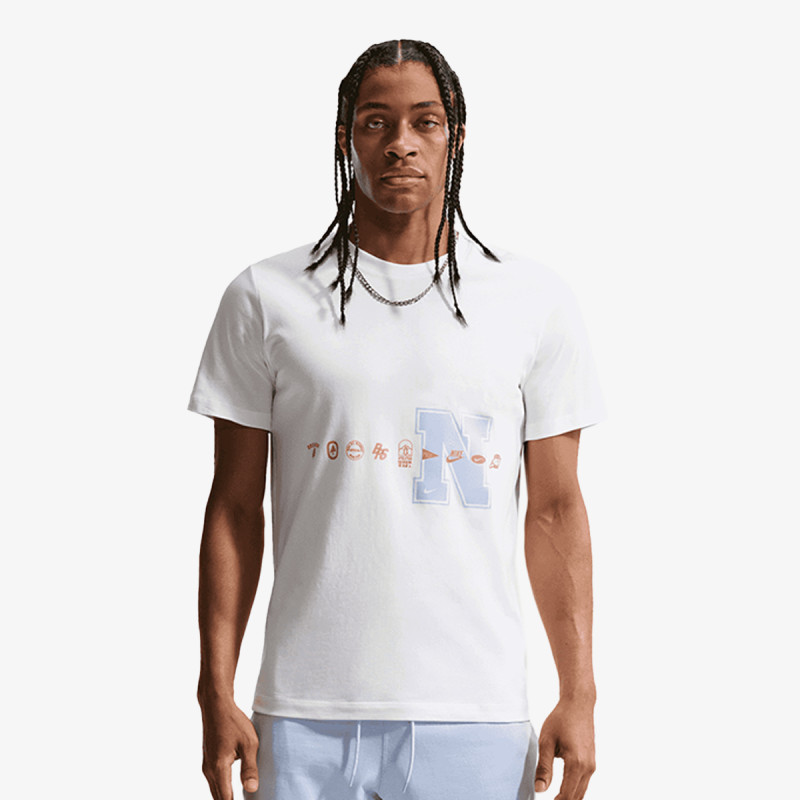 Nike U NSW TEE STD CELEBRATE BRAND 