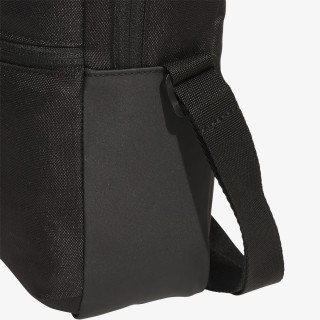 adidas ESS ORGANIZER 