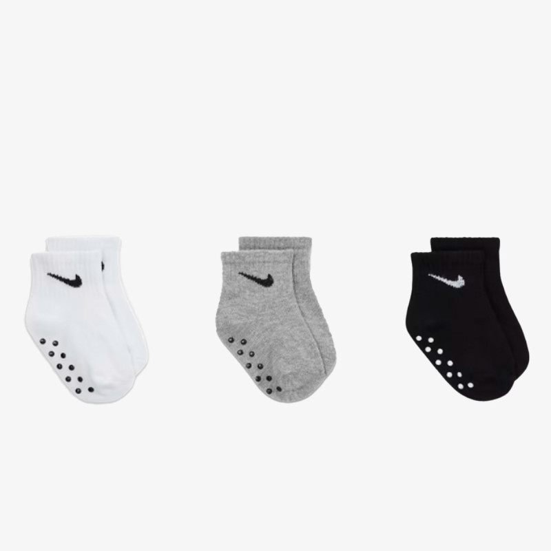 Nike NHN CORE SWOOSH GRIPPER 