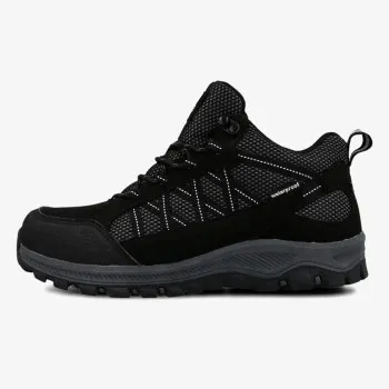 SLAZENGER TUCKER 
