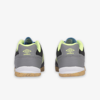 Umbro PIVOT IC 