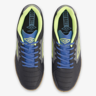 Umbro PIVOT IC 