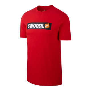 NIKE M NSW TEE SWOOSH BMPR STKR