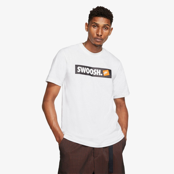 NIKE M NSW TEE SWOOSH BMPR STKR