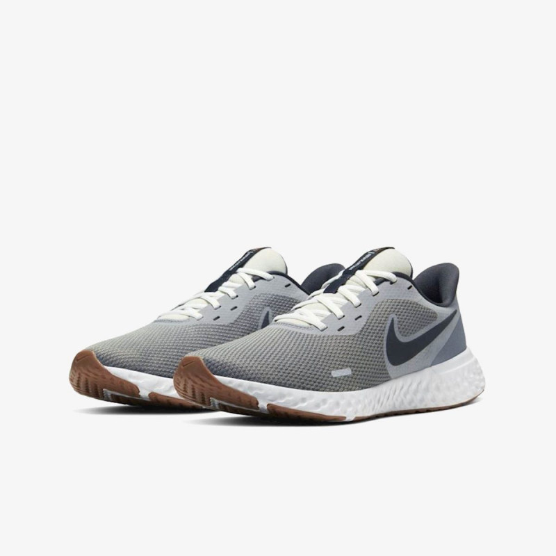 NIKE NIKE REVOLUTION 5